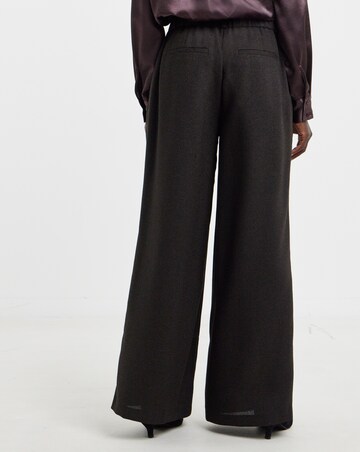 Chocolate Textured Pleated Wide Leg Trouser