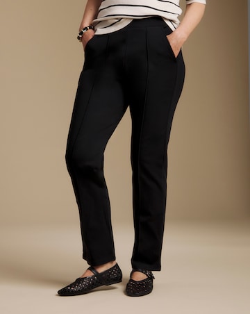 Slimma Black Comfort Fit Straight Leg Trouser Short