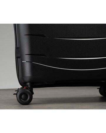 Rock Resilient Medium Suitcase