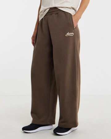Under Armour Rival Pleated Varsity Pant
