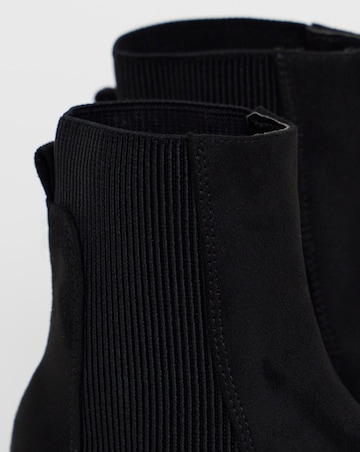 Lucca Classic Chelsea Ankle Boots - Wide Fit (E)