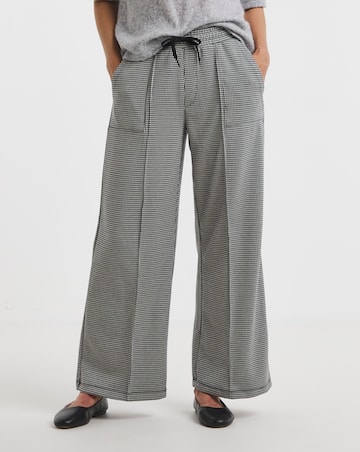 Houndstooth Stretch Ponte Pull On Wide Leg Trouser