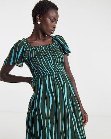 Printed Shirred Flutter Sleeve Dress