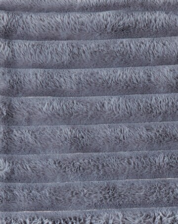 Ribbed Faux Fur Throw - Charcoal