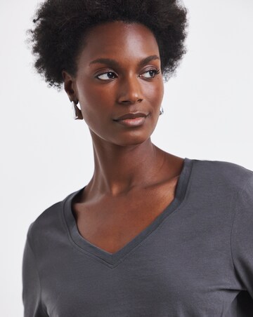 Black, White, Charcoal 3 Pack V-Neck Long Sleeve T-Shirt