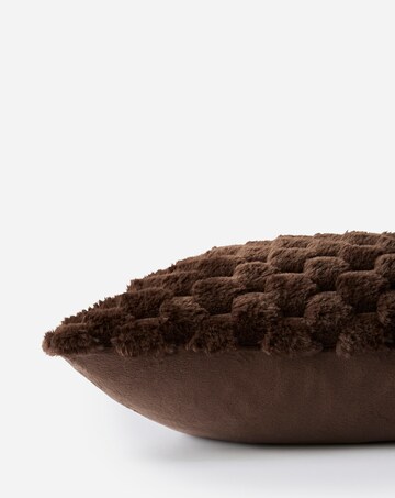 Scallop Faux Fur Cushion - Chocolate