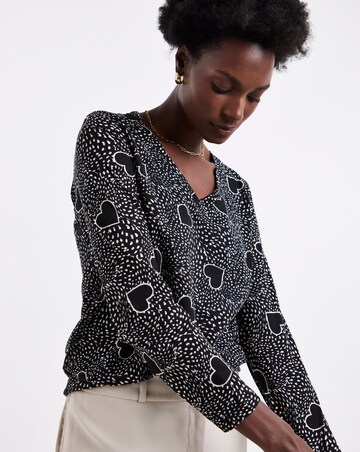 Mono Heart Print V Neck Long Sleeve T-Shirt