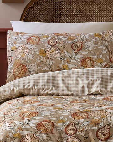 D & D Orchard Pears Duvet Cover Set