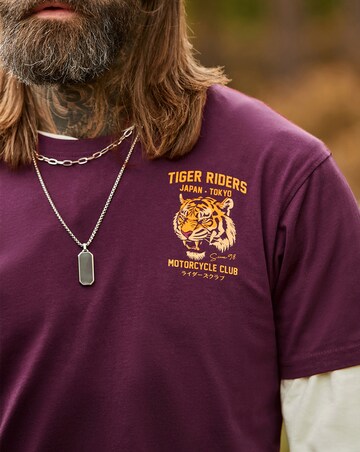 Joe Browns Tiger Riders Back Print T-Shirt - Burgundy