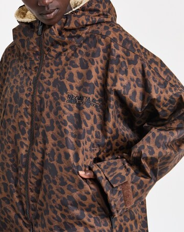 Regatta Waterproof Changing Robe