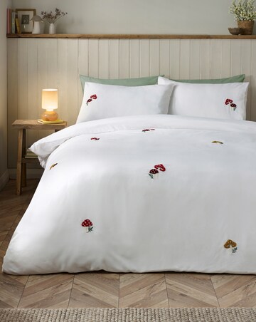 Catherine Lansfield Woodland Crochet Duvet Cover Set