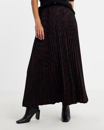 Jersey Pleated Pull On Maxi Skirt