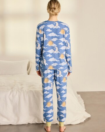 Chelsea Peers Classic Long Sleeve Crew Neck Clouds Pyjama Set