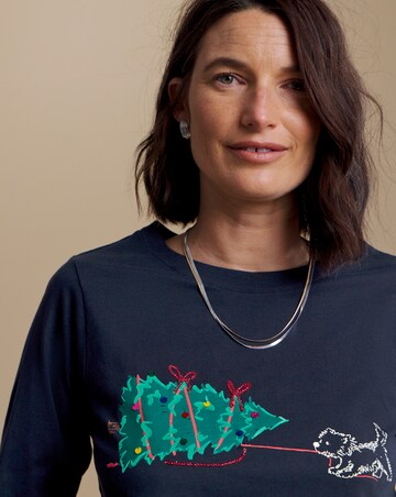 Julipa Embroidered Christmas Tee