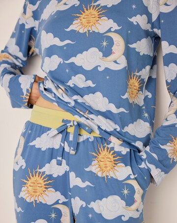 Chelsea Peers Classic Long Sleeve Crew Neck Clouds Pyjama Set