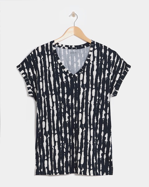 Pure Cotton The V Neck Printed T-Shirt