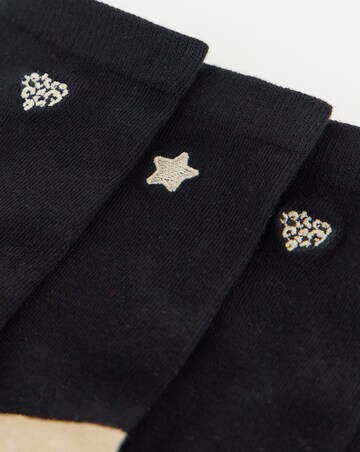 Pretty Secrets (5 Pair Pack) Embroidered Ankle Socks