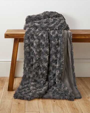 Brushed Faux Fur Throw