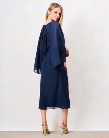 Hope & Ivy The Ludamilla Embroidered Cape Dress