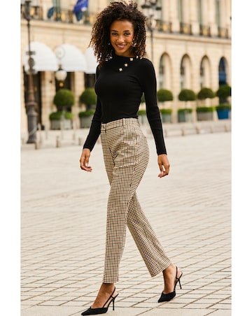 Sosandar Mini Cable Envelope Collar Knit