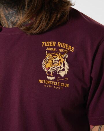 Joe Browns Tiger Riders Back Print T-Shirt - Burgundy