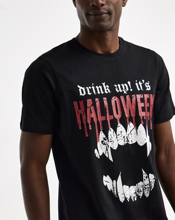 Vampire Halloween Graphic T-Shirt Long