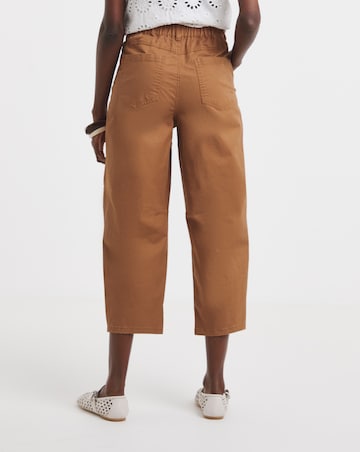 Barrel Leg Chino