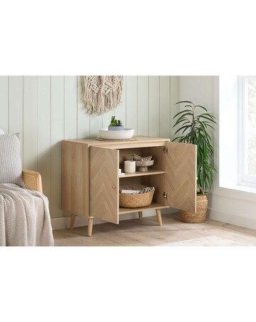 Herringford 2 Door Sideboard