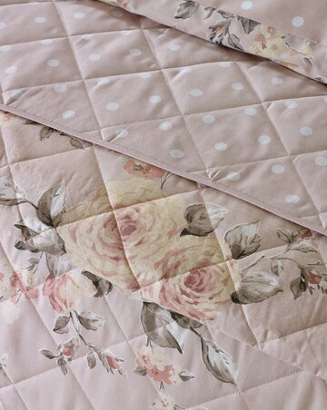 Catherine Lansfield Canterbury Bedspread