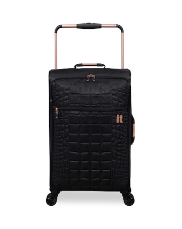IT Luggage World's Lightest Medium Suitcase Set
