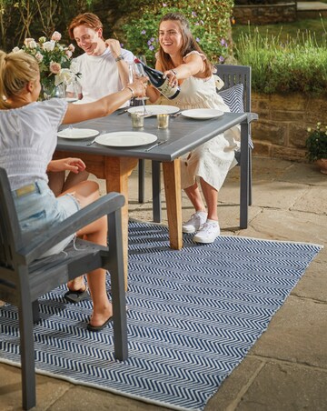 Woven Herringbone Indoor/Outdoor Rug