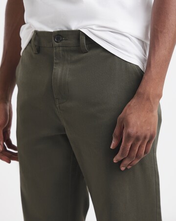 Straight Fit Chino
