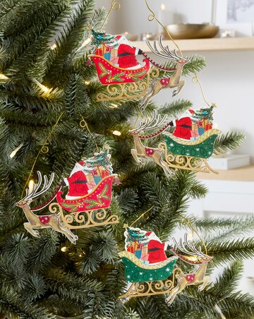 Gisela Graham Wooden Santa with Sleigh Hanging Decorations - Set of 4