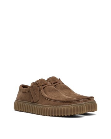 Clarks Torhill Lo Suede Shoe - Light Brown