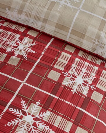 Catherine Lansfield Christmas Scandi Check Duvet Cover Set