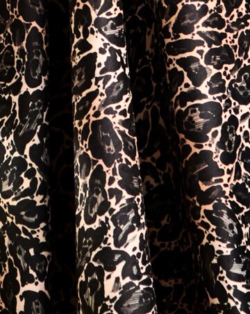 Laurence Llewelyn-Bowen Josephine Throw