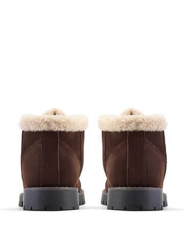 Clarks Velmere Bee Suede Warmlined Boots - Standard Fit (D)