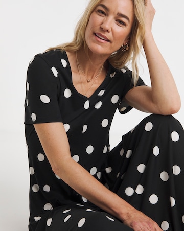 Asymmetric Seam Maxi Dress