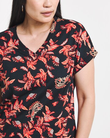 Print V-Neck Short Sleeve Longline Curved Hem Top