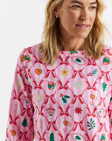 Pretty Secrets Christmas Print Pyjama Set