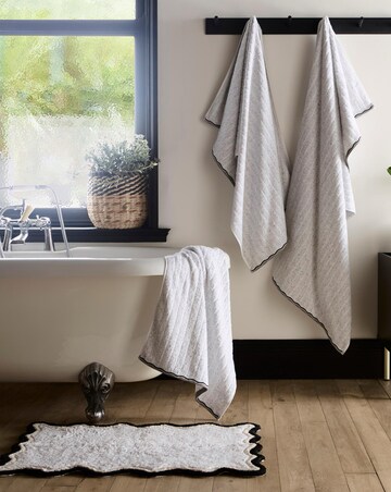 Fusion Speckle Rib Bath Towel