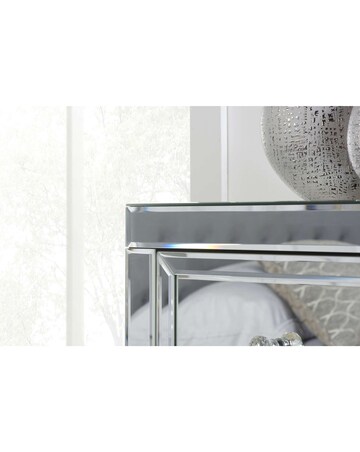 Valencia 3 Drawer Chest