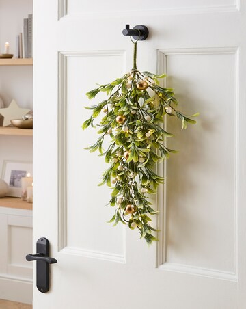 Pre-Lit Mistletoe Teardrop Swag Wreath