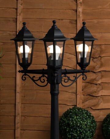 ValueLights Mayfair 2.2m IP44 Wired Outdoor Lamp Post Lights - Bulbs Included