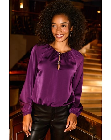 Sosandar Trim Detail Blouson Sleeve Top
