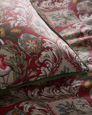 Laurence Llewelyn-Bowen Festive Robin Duvet Cover Set