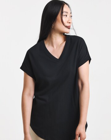 Black V Neck Short Sleeve Longline Curved Hem Top