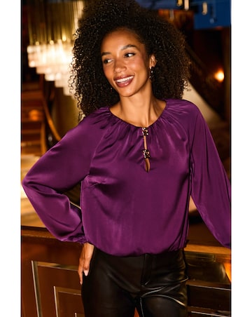Sosandar Trim Detail Blouson Sleeve Top