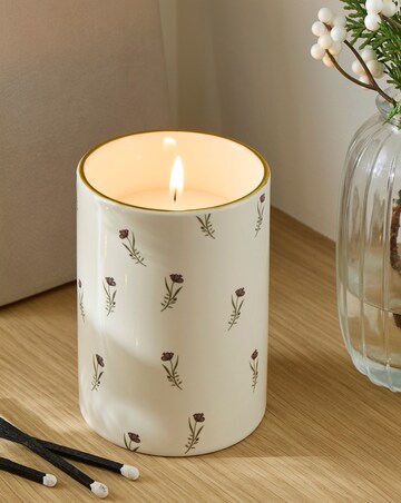 Ceramic Floral Voilet & Iris Candle