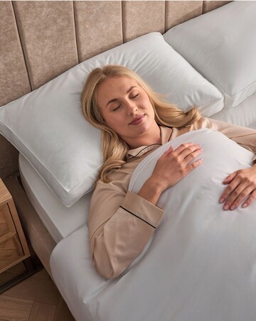 Silentnight Hotel Collection Luxe Cotton Box Pillow